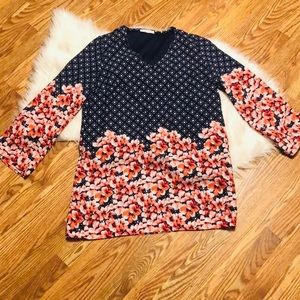 🛍3/$20 Peach Love Tunic